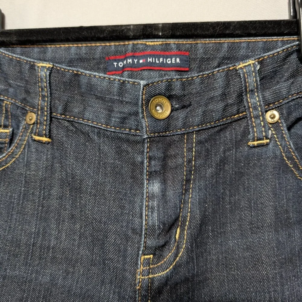 Tommy Hilfiger‎ Dark Wash Straight Leg Jeans Classic Denim Preppy Size 4 Short
